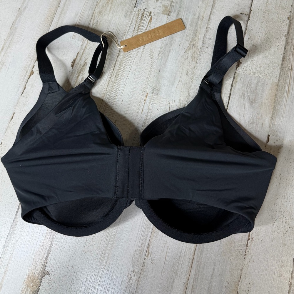 SKIMS Bra - Picture 2 of 4